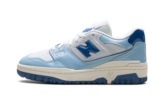 Overkicks - New Balance 550 Chrome Blue Patent (BB550YKE) - vista lateral