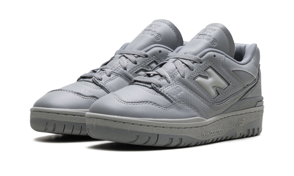 Overkicks - New Balance 550 Concrete (BB550MCB) - vista trasera