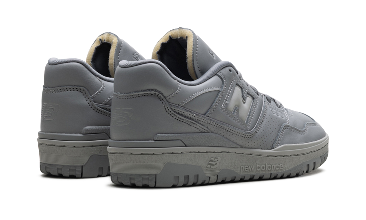Overkicks - New Balance 550 Concrete (BB550MCB) - par completo