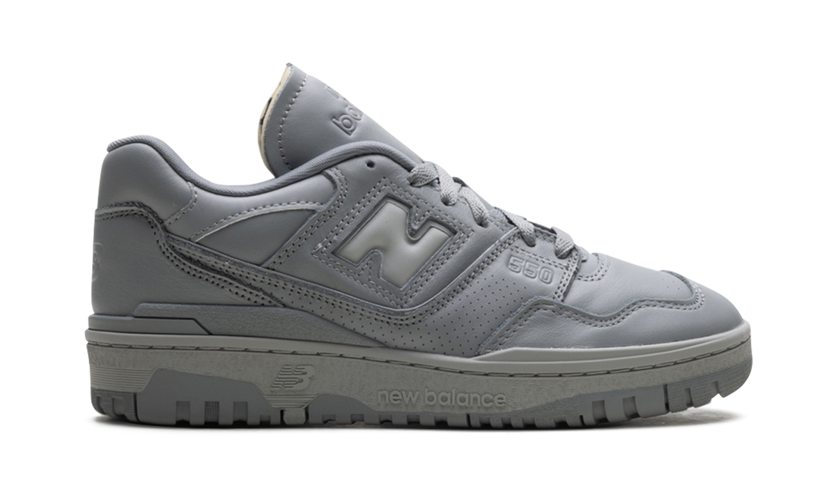 Overkicks - New Balance 550 Concrete (BB550MCB) - detalle talón