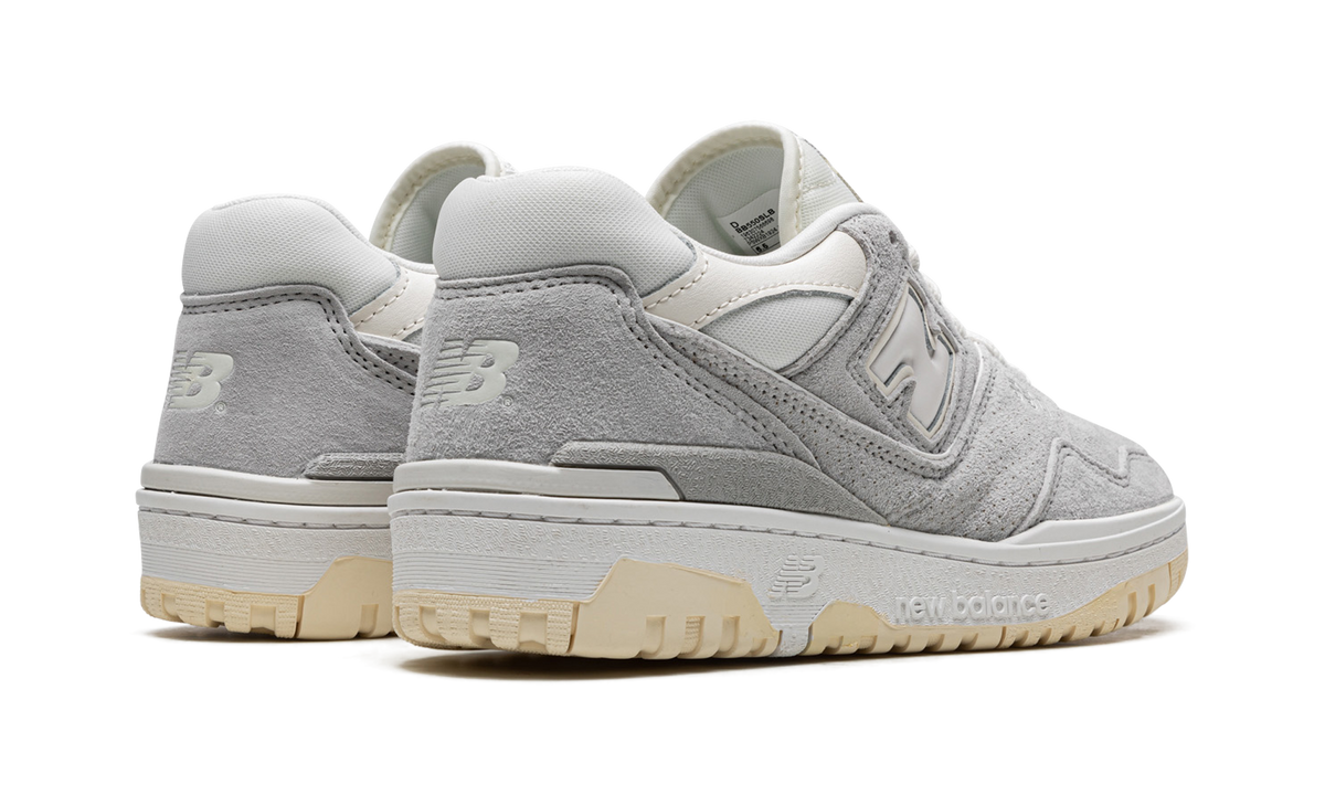 Overkicks - New Balance 550 Grey Suede (BB550SLB) - par completo