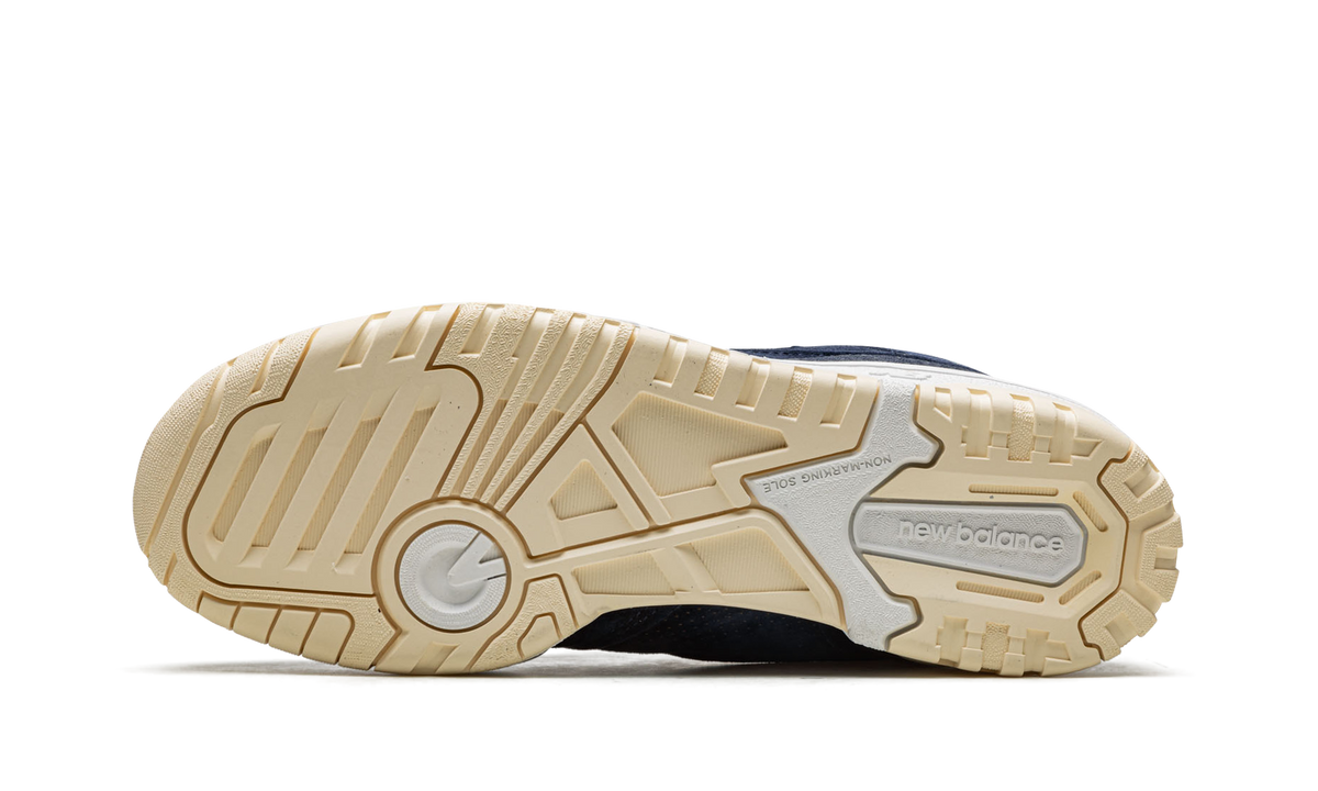 Overkicks - New Balance 550 Natural Indigo Suede (BB550SLA) - vista superior