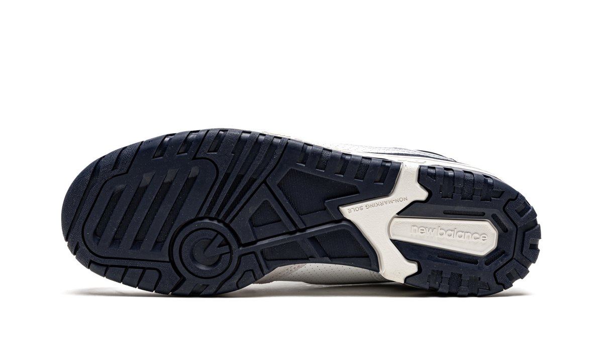 Overkicks - New Balance 550 Navy Blue (BB550WA1) - vista superior