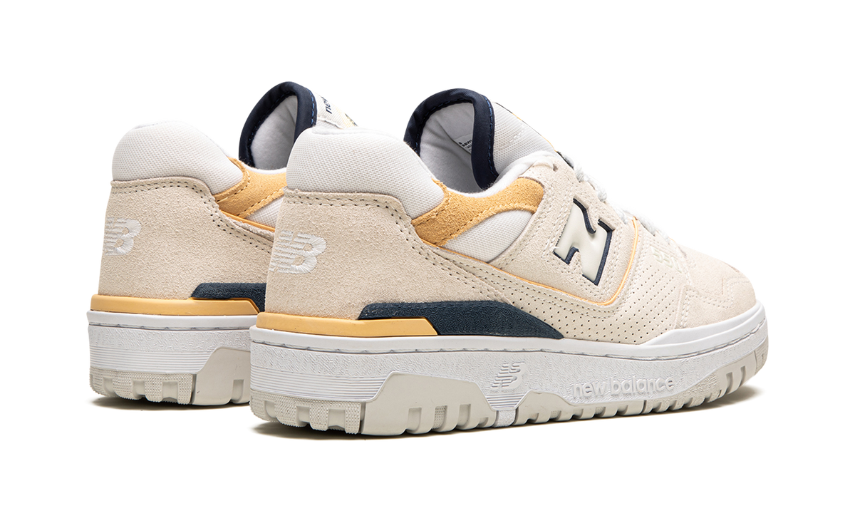 Overkicks - New Balance 550 Sea Salt Navy Raw Sugar (Womens) (BBW550AB) - par completo