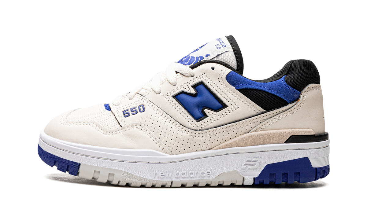 Overkicks - New Balance 550 Sea Salt Team Royal (BB550VTA) - vista lateral