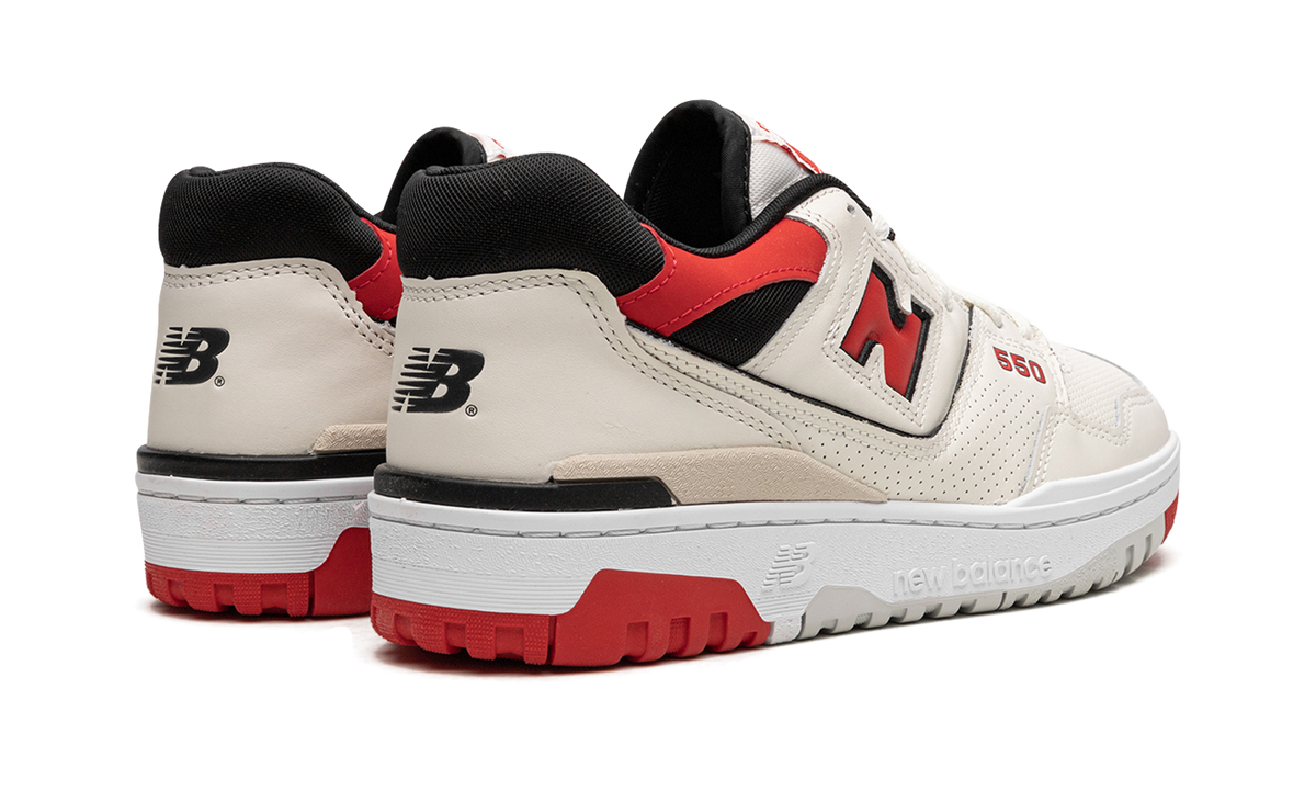Overkicks - New Balance 550 Sea Salt True Red (BB550VTB) - par completo