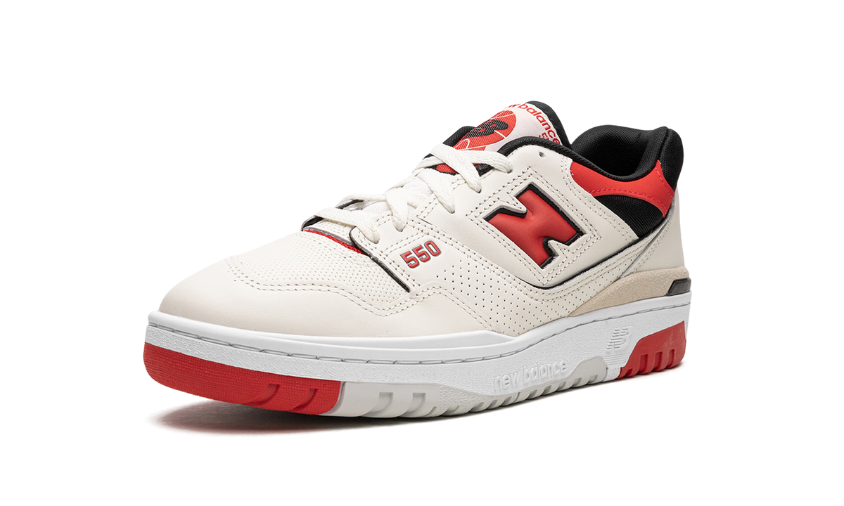 Overkicks - New Balance 550 Sea Salt True Red (BB550VTB) - detalle suela