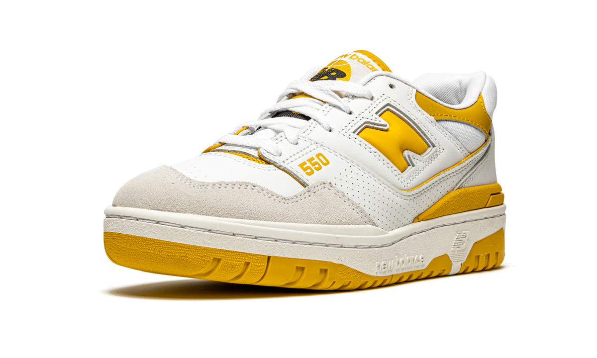 Overkicks - New Balance 550 Sea Salt Varsity Gold (BB550LA1) - detalle suela