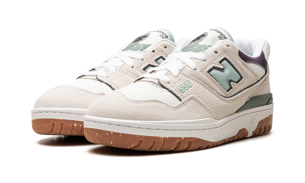 Overkicks - New Balance 550 Sea Salt White Fog (Womens) (BBW550NB) - vista trasera