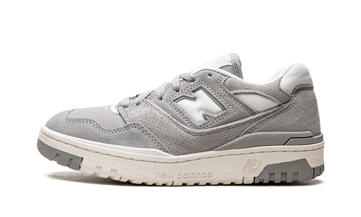 Overkicks - New Balance 550 Suede Pack Concrete (BB550VNB) - vista lateral