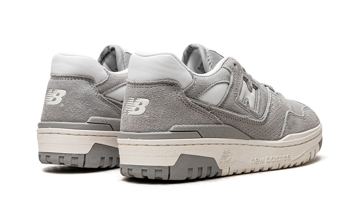Overkicks - New Balance 550 Suede Pack Concrete (BB550VNB) - par completo