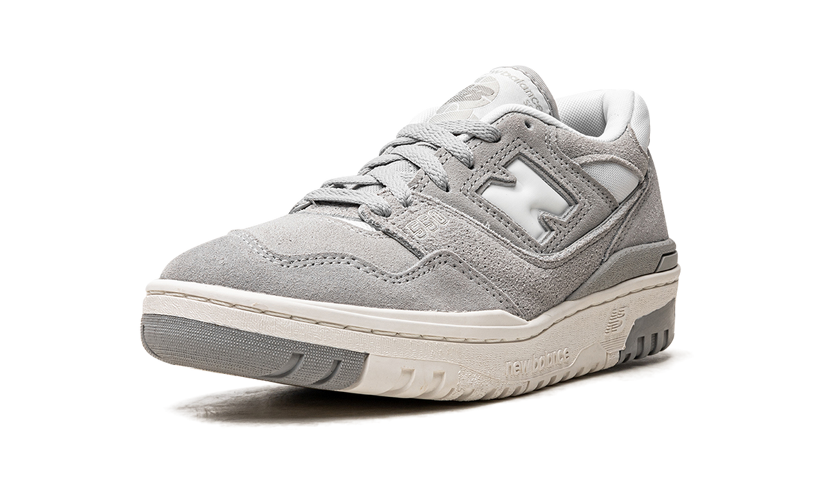 Overkicks - New Balance 550 Suede Pack Concrete (BB550VNB) - detalle suela