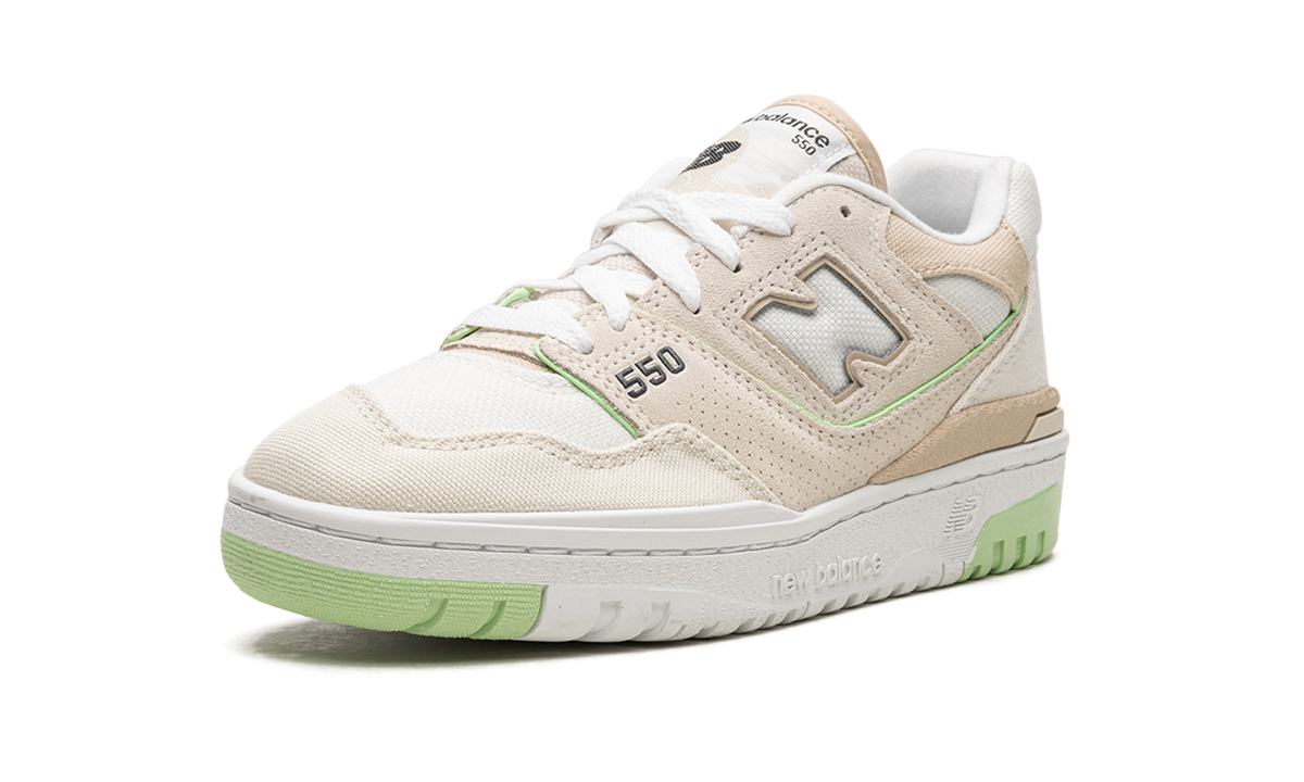 Overkicks - New Balance 550 Turtledove Green Aura (Womens) (BBW550FB) - detalle suela