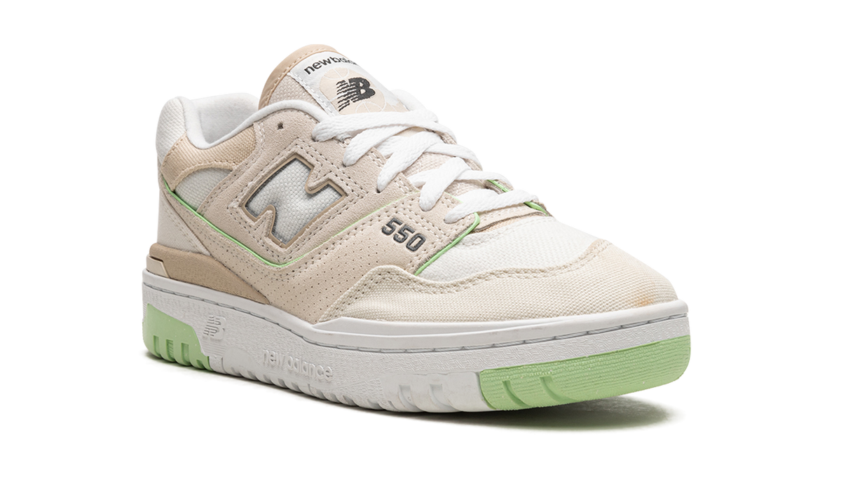 Overkicks - New Balance 550 Turtledove Green Aura (Womens) (BBW550FB) - detalle lateral interior