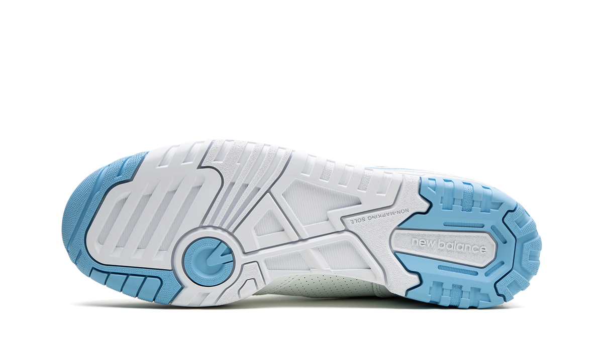 Overkicks - New Balance 550 UNC White Dusk Blue (Womens) (BBW550BC) - vista superior