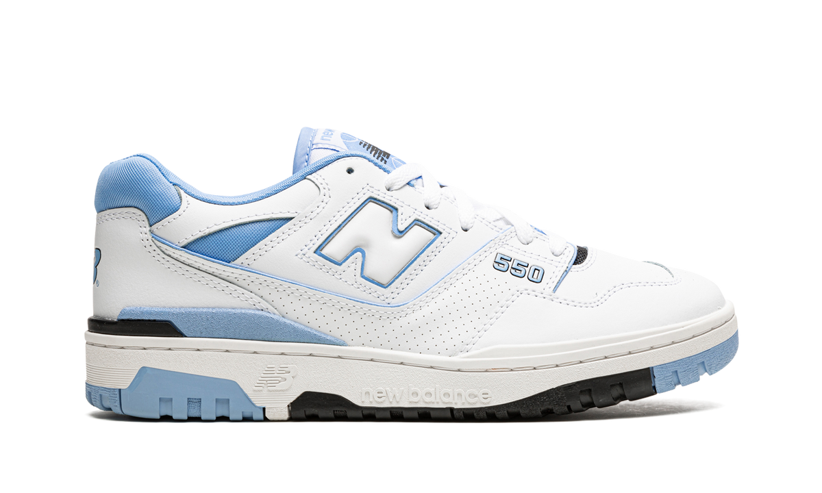 Overkicks - New Balance 550 UNC White University Blue (BB550HL1) - detalle talón