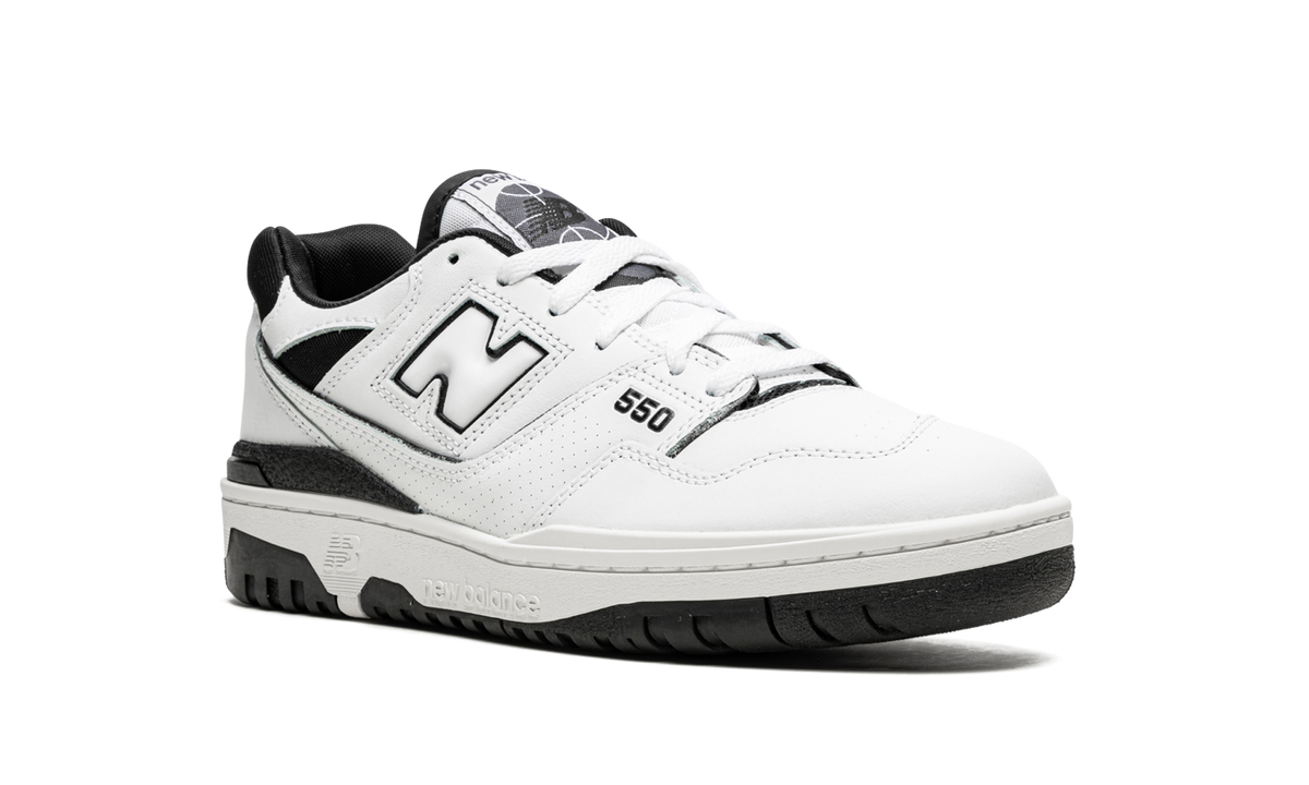 Overkicks - New Balance 550 White Black (BB550HA1) - detalle lateral interior