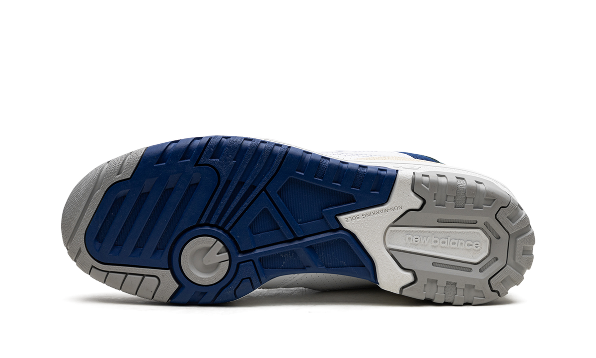 Overkicks - New Balance 550 White Blue Groove (BB550NCC) - detalle talón