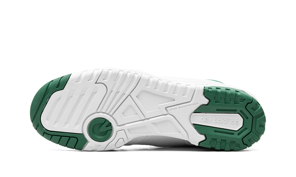 Overkicks - New Balance 550 White Classic Green (BB550SWB) - vista superior