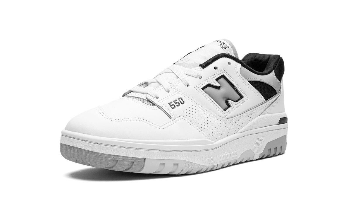 Overkicks - New Balance 550 White Concrete Black (BB550NCL) - detalle suela