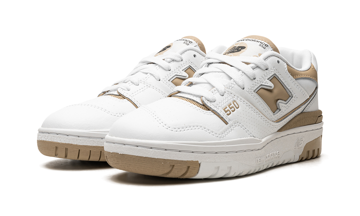 Overkicks - New Balance 550 White Incense (Womens) (BBW550BT) - vista trasera