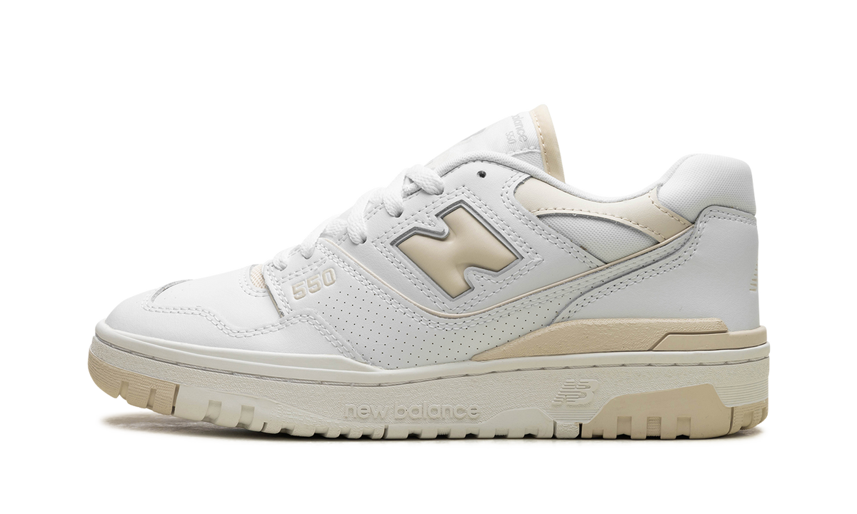 Overkicks - New Balance 550 White Linen (Womens) (BBW550BK) - vista lateral
