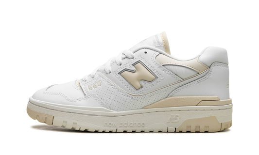 Overkicks - New Balance 550 White Linen (Womens) (BBW550BK) - vista lateral