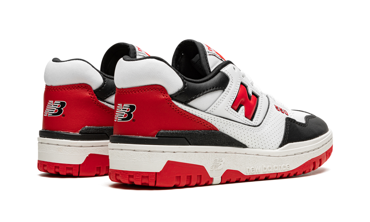 Overkicks - New Balance 550 White Red Black (BB550HR1) - par completo