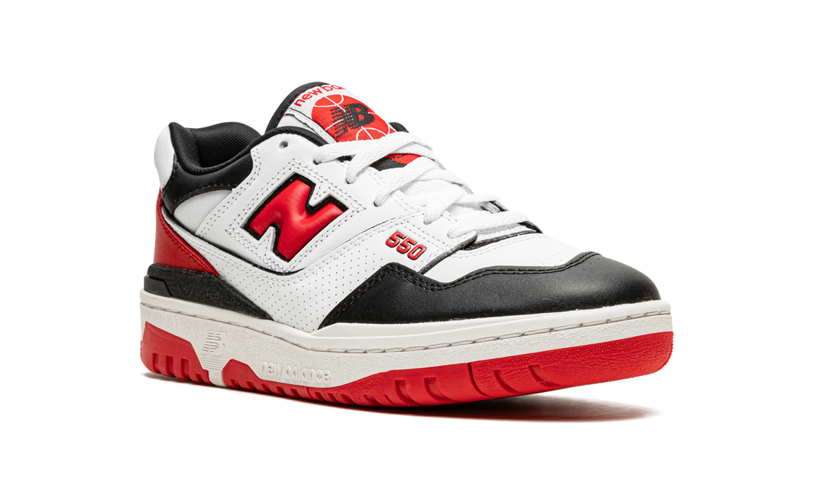 Overkicks - New Balance 550 White Red Black (BB550HR1) - detalle lateral interior