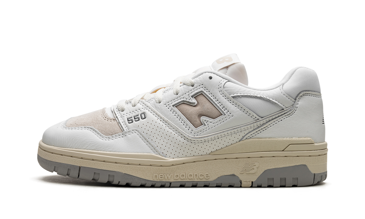 Overkicks - New Balance 550 White Timberwolf (BB550PWG) - vista lateral
