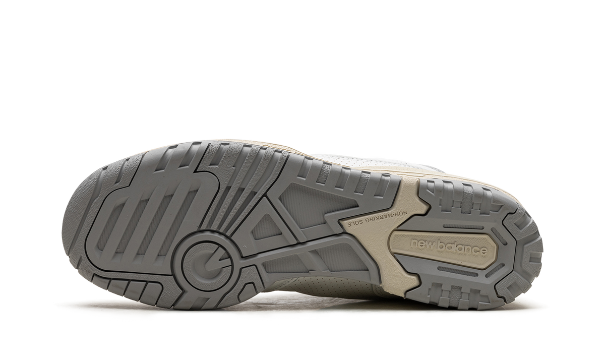 Overkicks - New Balance 550 White Timberwolf (BB550PWG) - vista superior