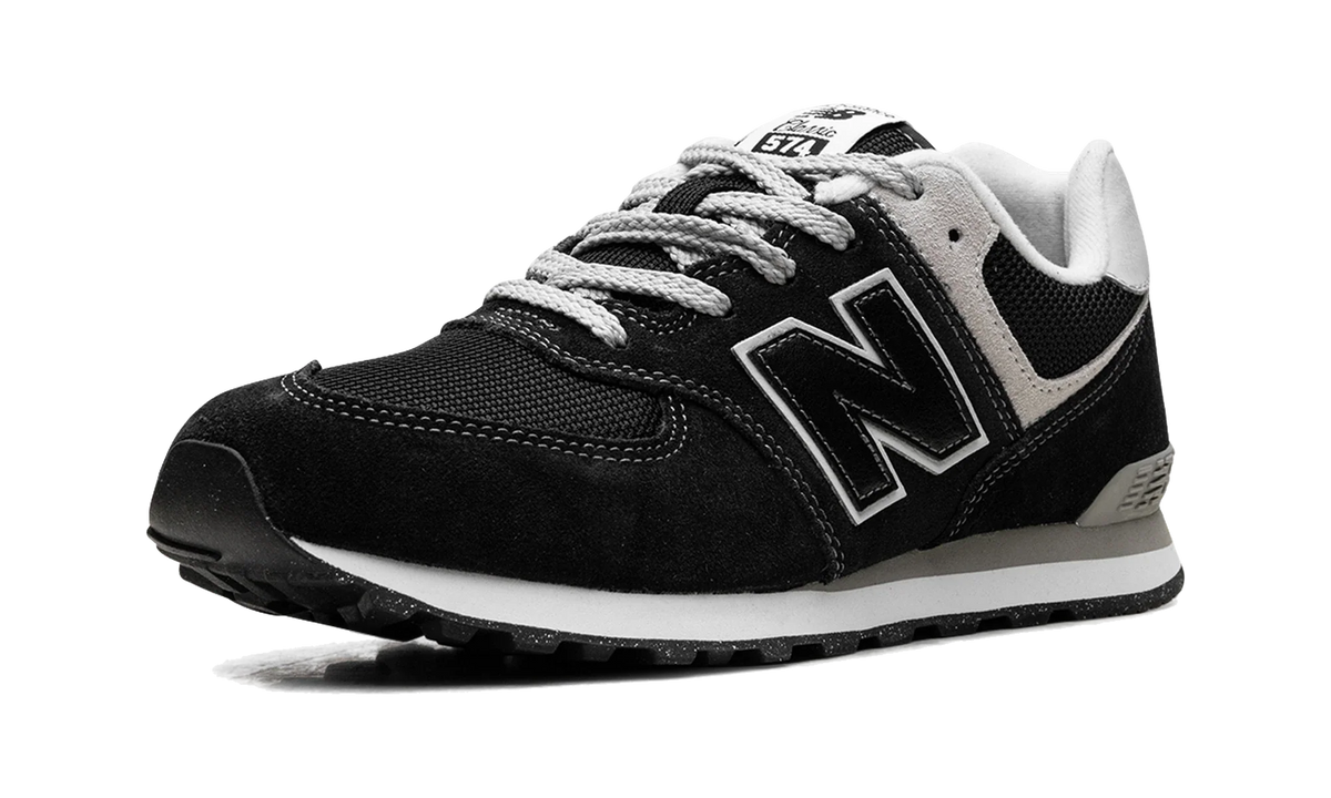 Overkicks - New Balance 574 Core Black White (GS) (GC574EVB) - imagen 4