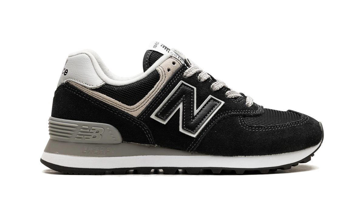 Overkicks - New Balance 574 Core Black White (Womens) (WL574EVB) - detalle talón