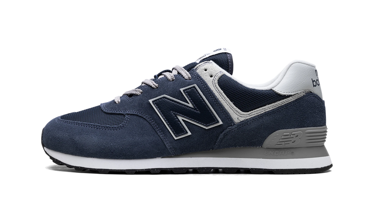 Overkicks - New Balance 574 Navy White (ML574EVN) - vista lateral