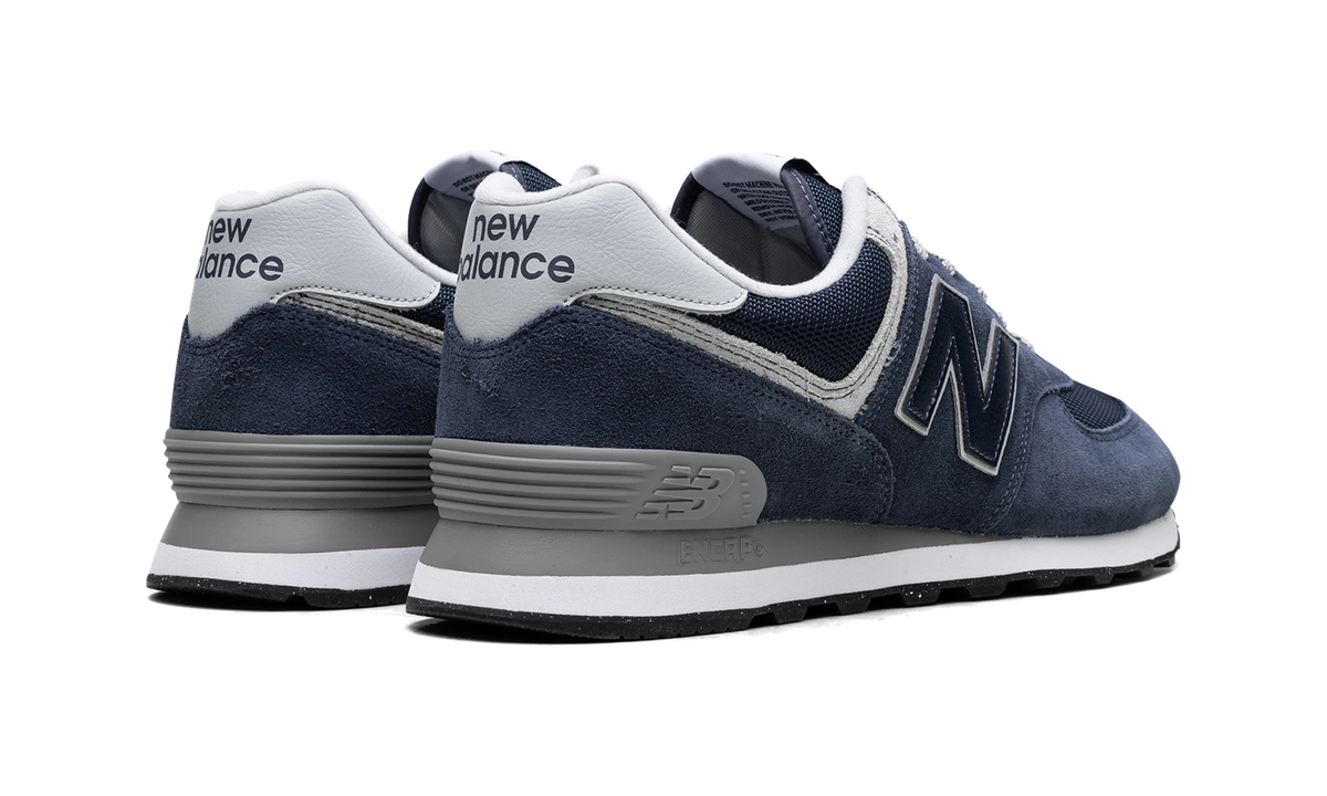 Overkicks - New Balance 574 Navy White (ML574EVN) - par completo
