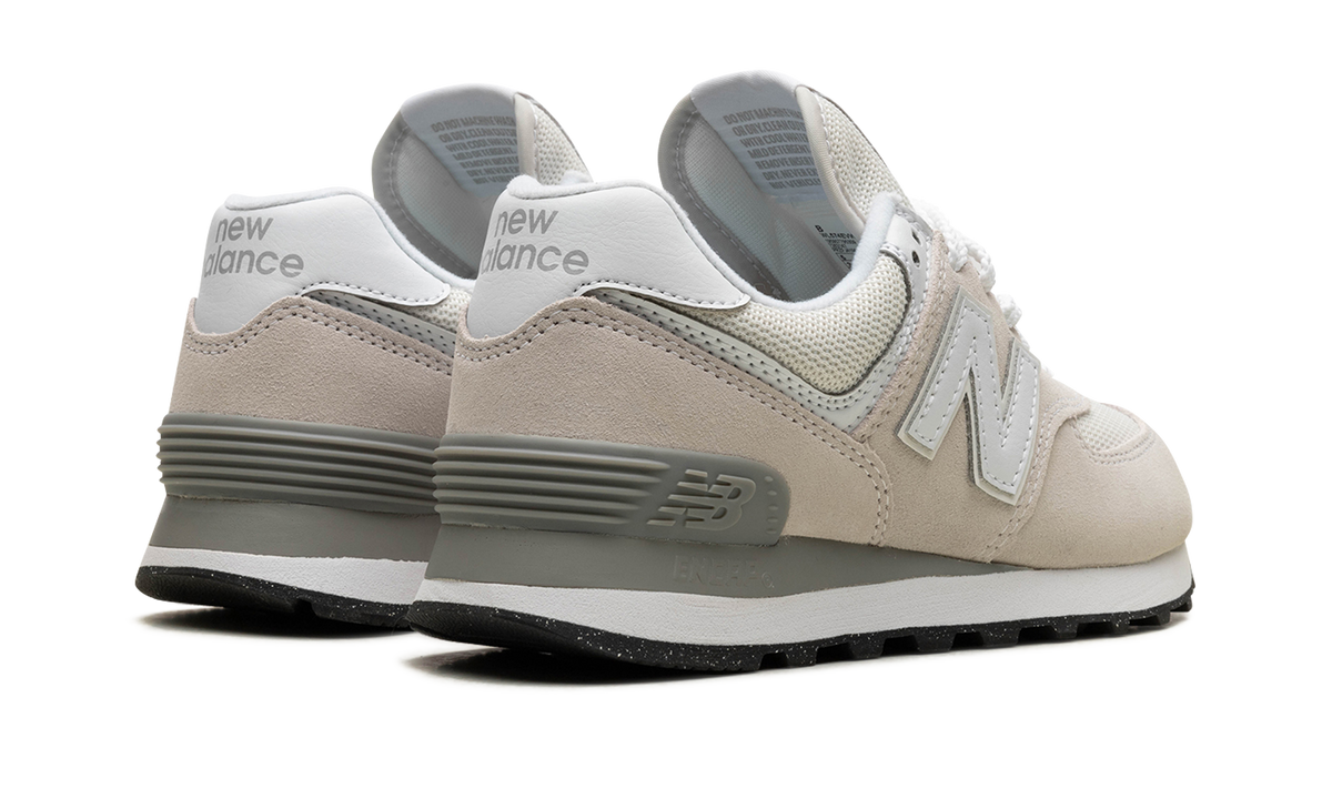 Overkicks - New Balance 574 Nimbus Cloud White (Womens) (WL574EVW) - par completo