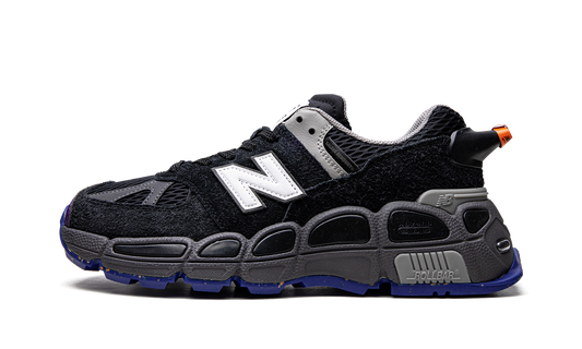 Overkicks - New Balance 574 YURT Salehe Bembury Universal Communication Black Plum (MS574YSE) - vista lateral