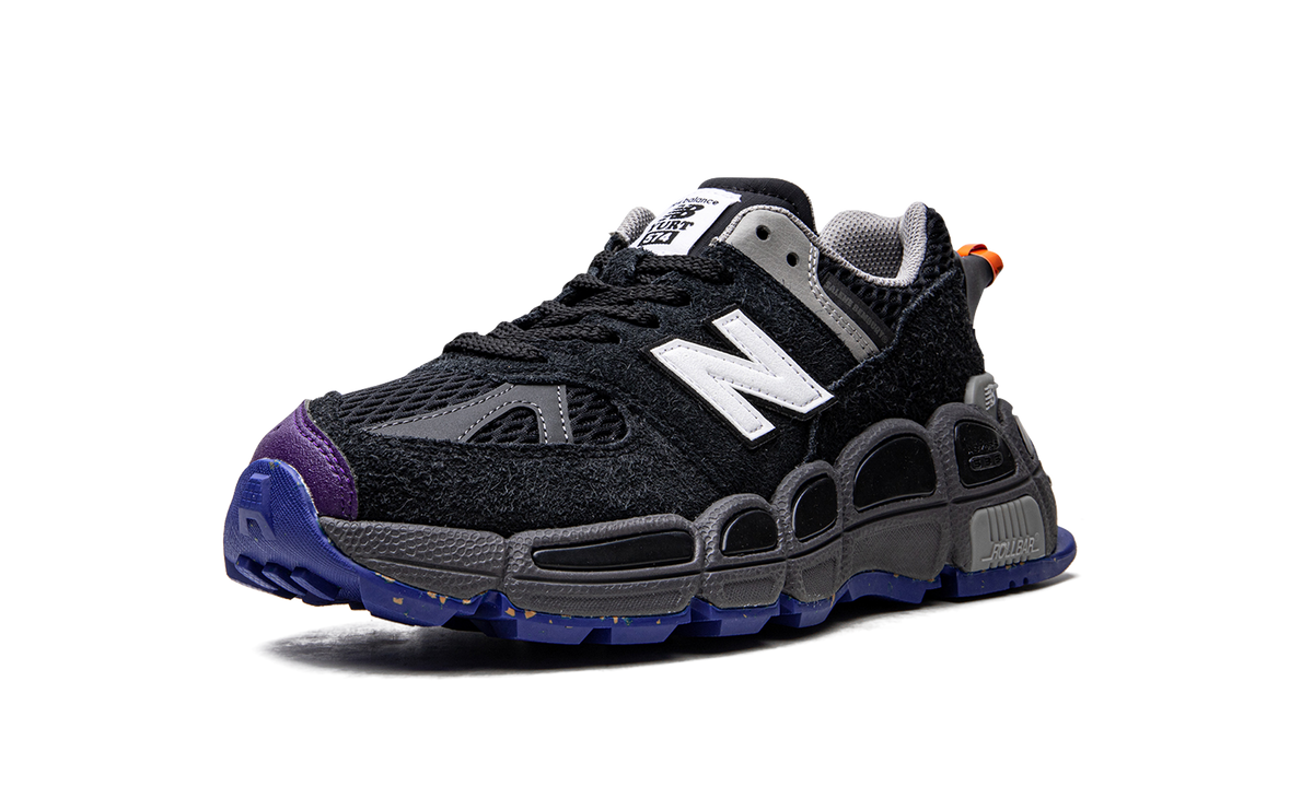 Overkicks - New Balance 574 YURT Salehe Bembury Universal Communication Black Plum (MS574YSE) - detalle suela