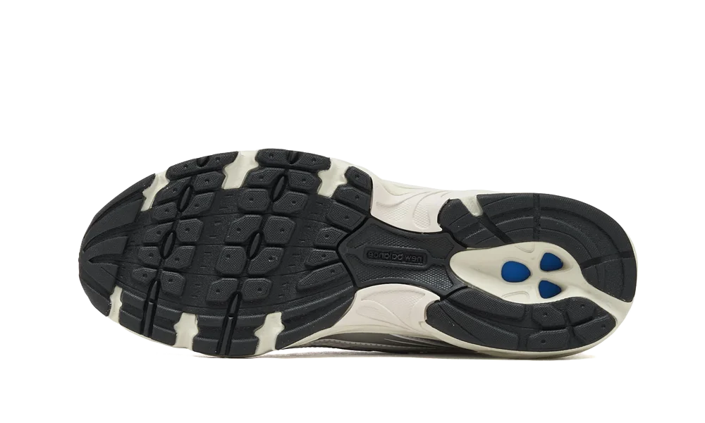Overkicks - New Balance 740 Blue Bird Angora (U74034F) - detalle suela