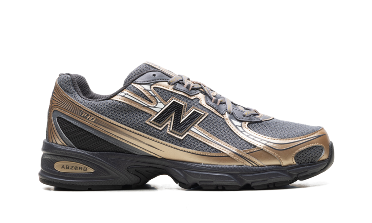 Overkicks - New Balance 740v2 Black Castlerock Gold Metallic (U740BD2) - detalle talón
