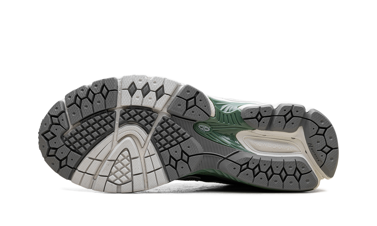 Overkicks - New Balance 860 V2 Mallard Green (ML860GP2) - vista superior