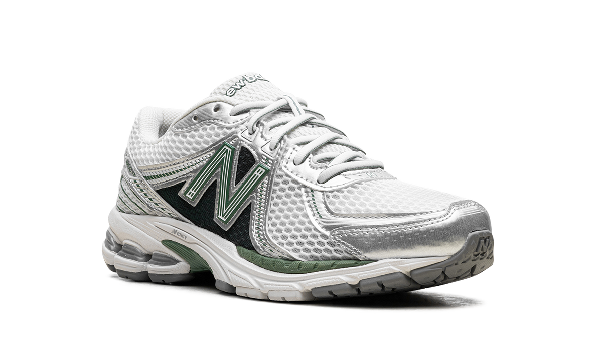 Overkicks - New Balance 860 V2 Mallard Green (ML860GP2) - detalle lateral interior