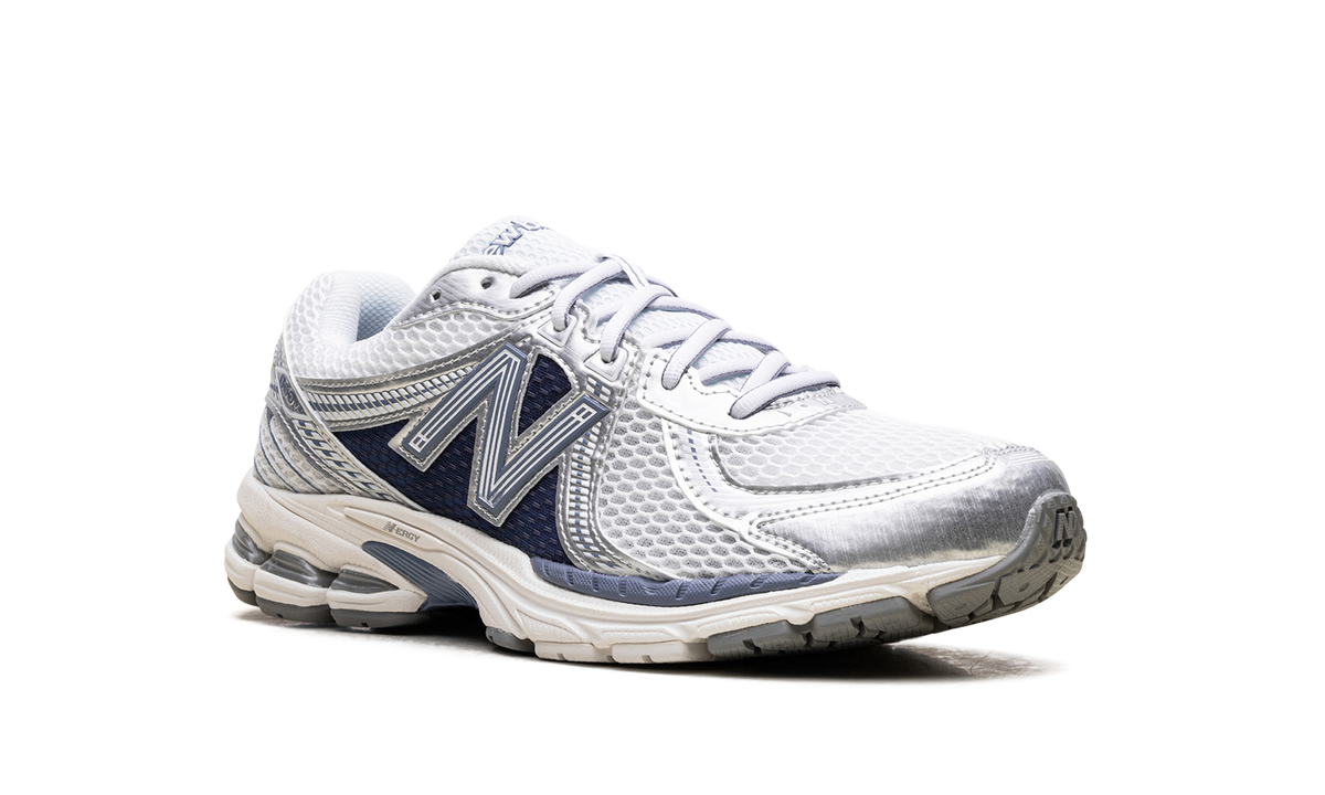 Overkicks - New Balance 860 V2 Vintage Indigo (ML860GG2) - detalle lateral interior