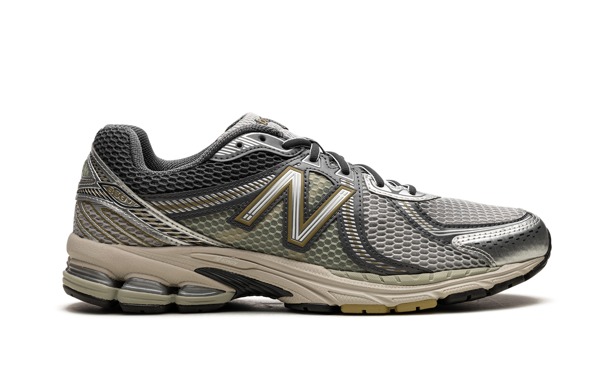 Overkicks - New Balance 860v2 Earth (ML860KR2) - detalle talón