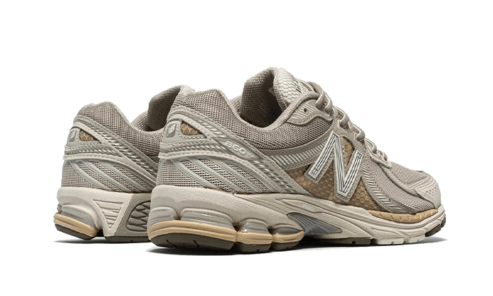 Overkicks - New Balance 860v2 Mars (ML860KS2) - par completo