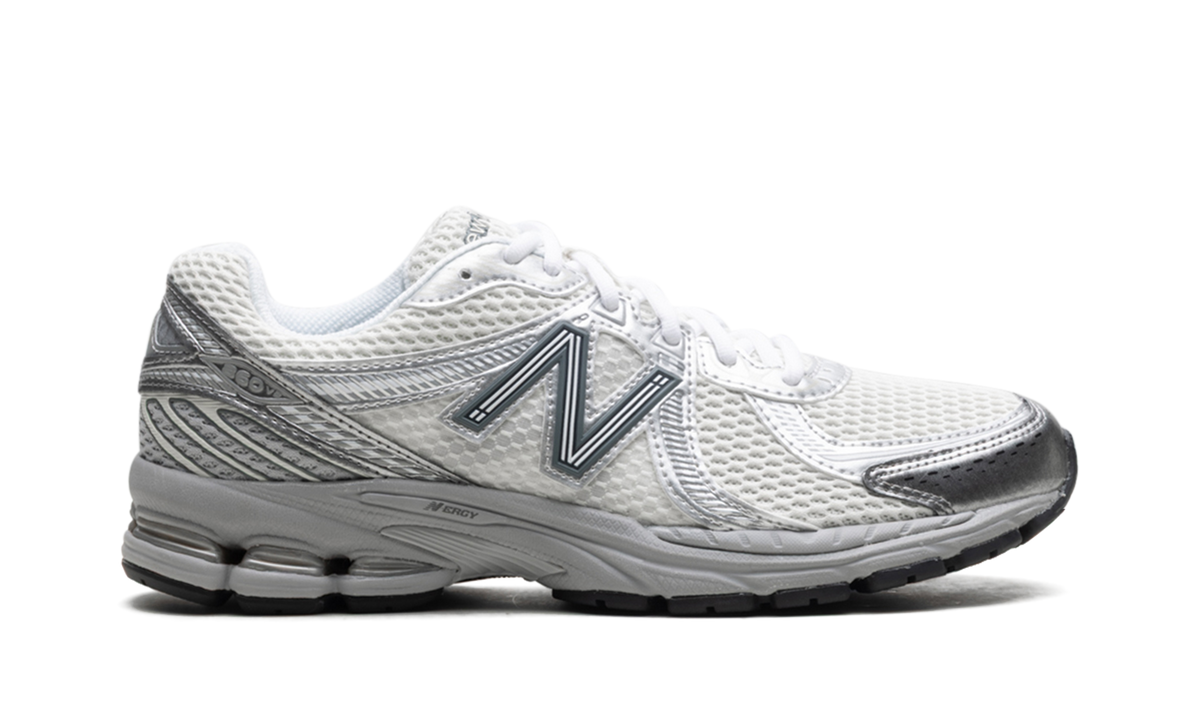 Overkicks - New Balance 860v2 Sea Salt Harbor Grey (ML860GO2) - detalle talón