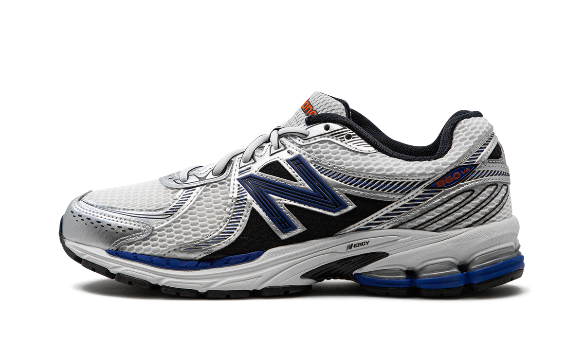 Overkicks - New Balance 860v2 White Team Royal Silver (ML860XB) - vista lateral