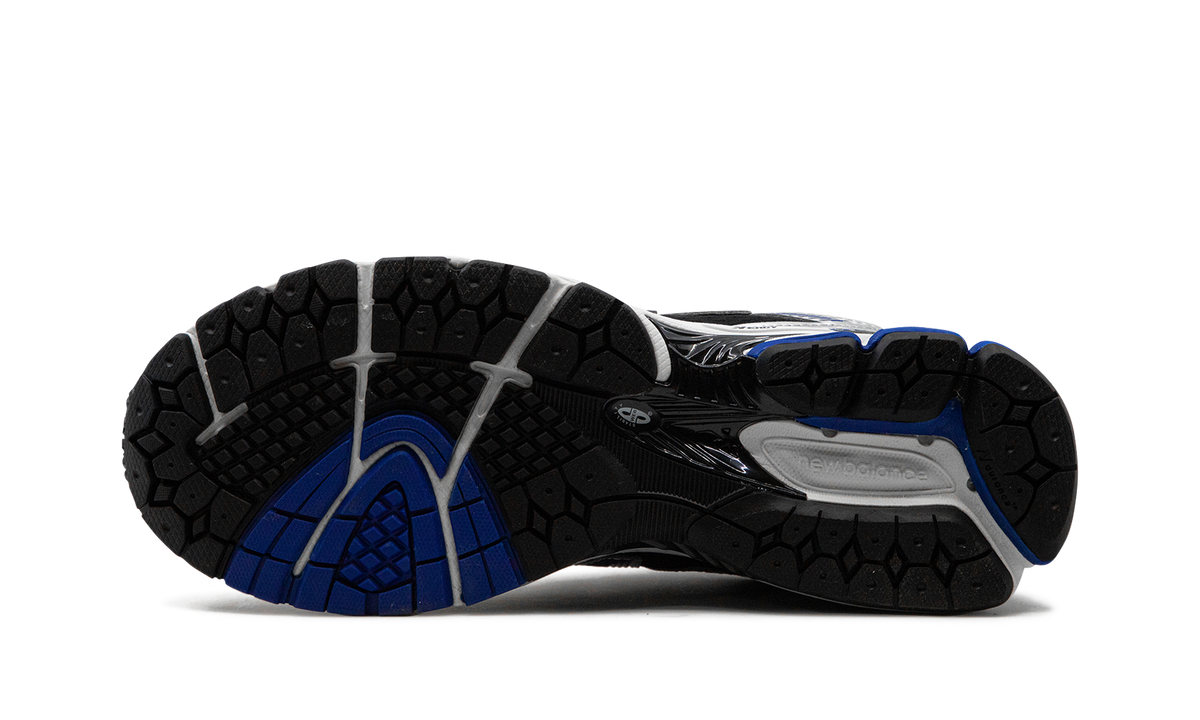 Overkicks - New Balance 860v2 White Team Royal Silver (ML860XB) - vista superior