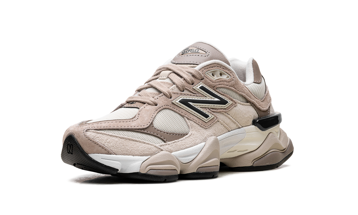 Overkicks - New Balance 9060 Beige Cream (U9060ZBB) - detalle suela
