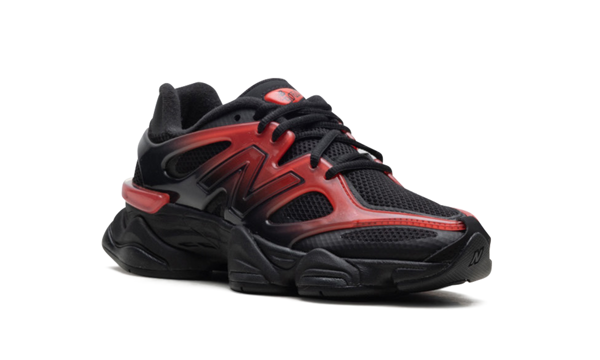 Overkicks - New Balance 9060 Black Red Gradient (U9060IDZ) - detalle lateral interior